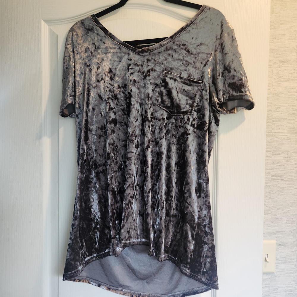 Veovet Leggings Tee  Gray.Velvet Short Sleeve Top Size L Euc